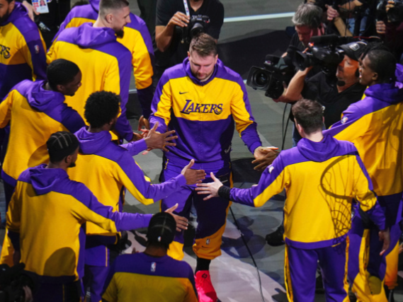 东契奇在赛, 更让独行侠