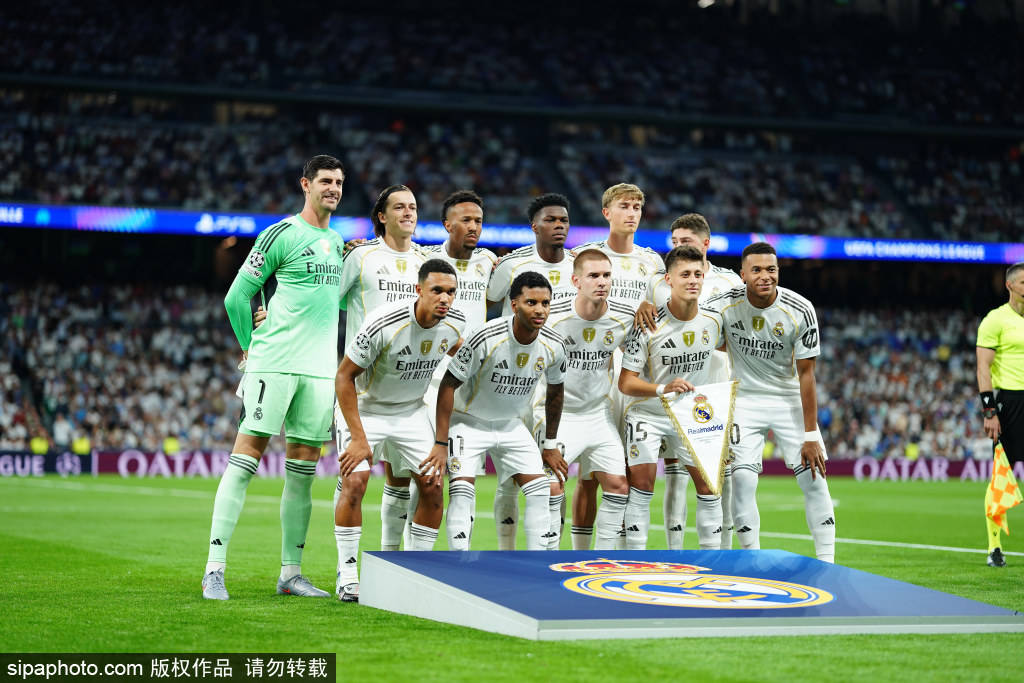 皇马的进攻, 防线