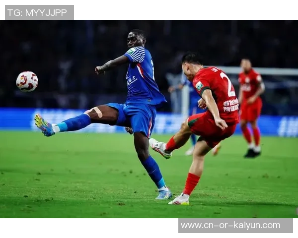 中超第15轮上海申花迎战广州恒大争夺关键三分之战